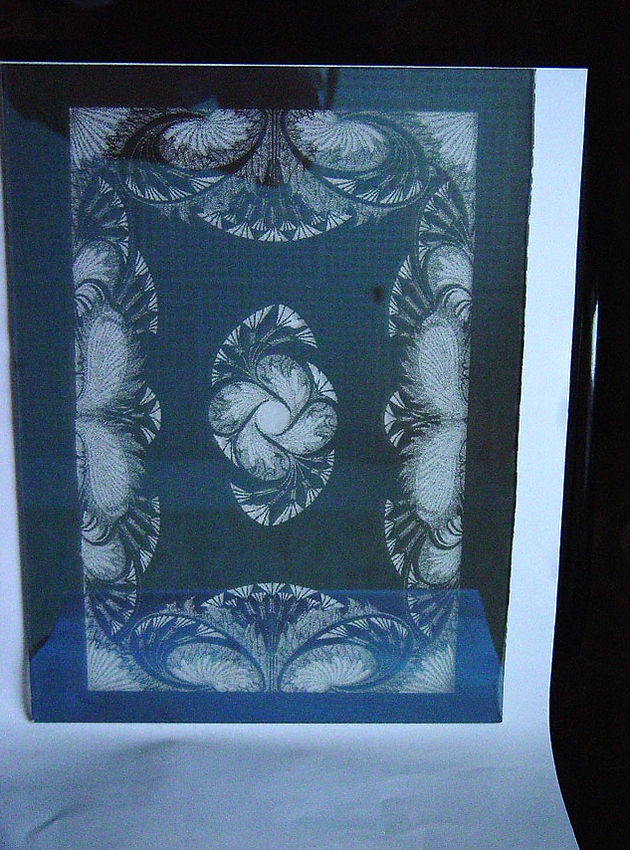 Образец гравировки на стекле