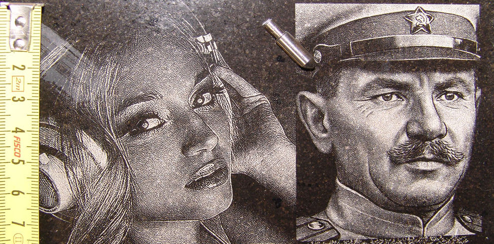 Портреты-миниатюры. Высота 75 мм. Гравировка на китайском камне версией 8. Точечный режим, шаг 0.150 мм.